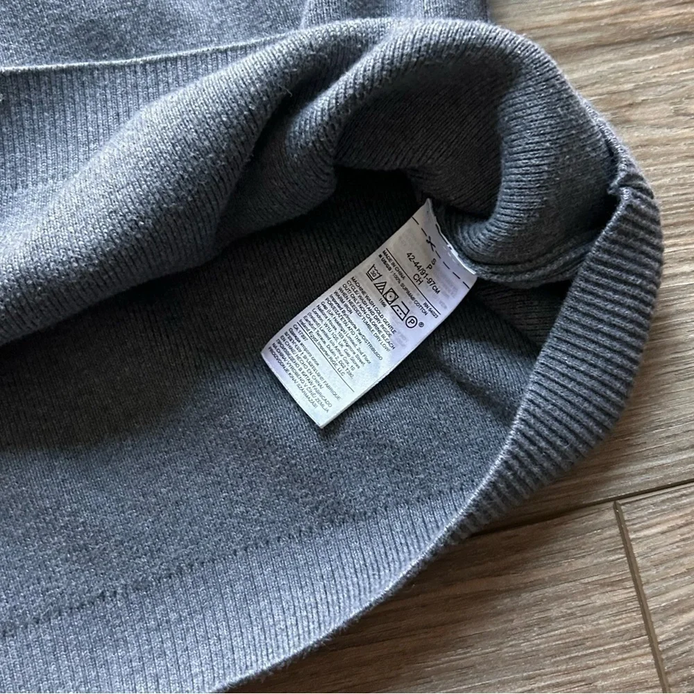Banana Republic | Supima Cotton Mock Turtleneck in Dark Grey (Small)